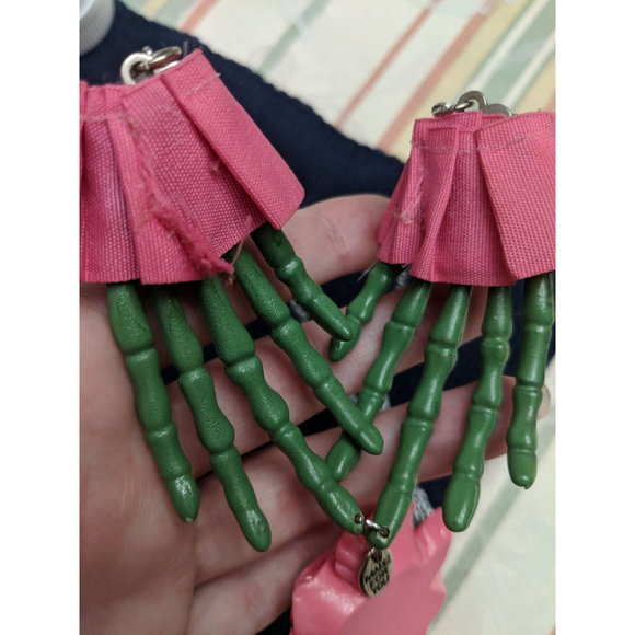 Zombie Skeleton hand Necklace Emo Mallcore Goth handmade - Picture 16 of 17